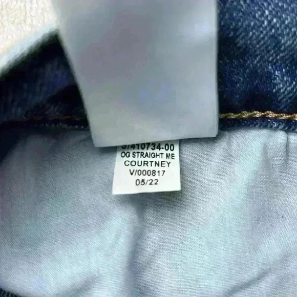 NWT Old Navy High-Rise OG Straight Courtney Jeans Denim Medium Wash Size 16 - Picture 11 of 11
